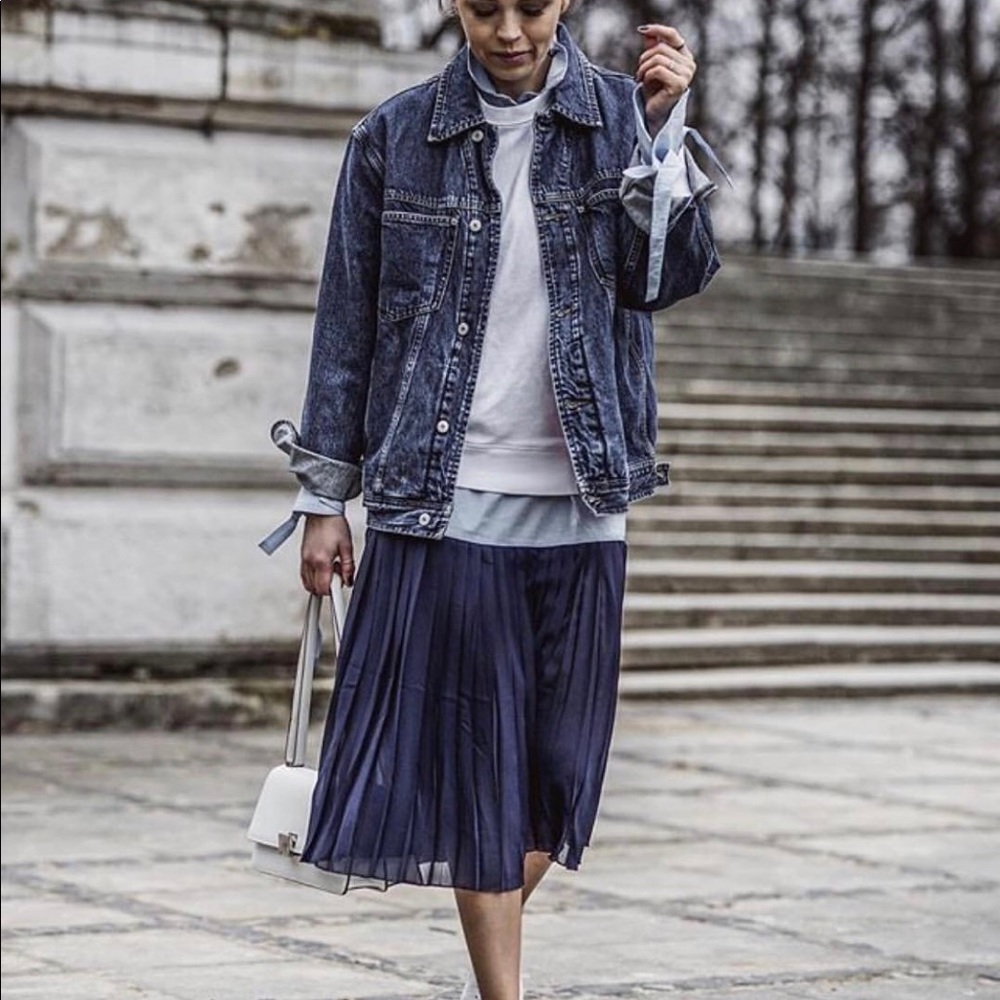 Shirt dress with pleated skirt